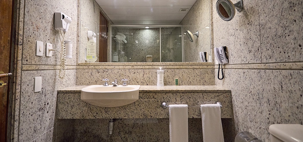 apartamento luxo banheiro 3