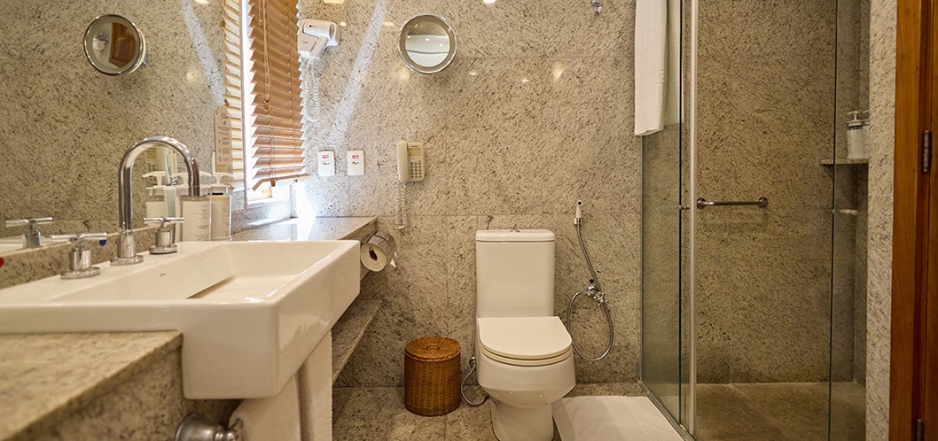 suite familia banheiro 3